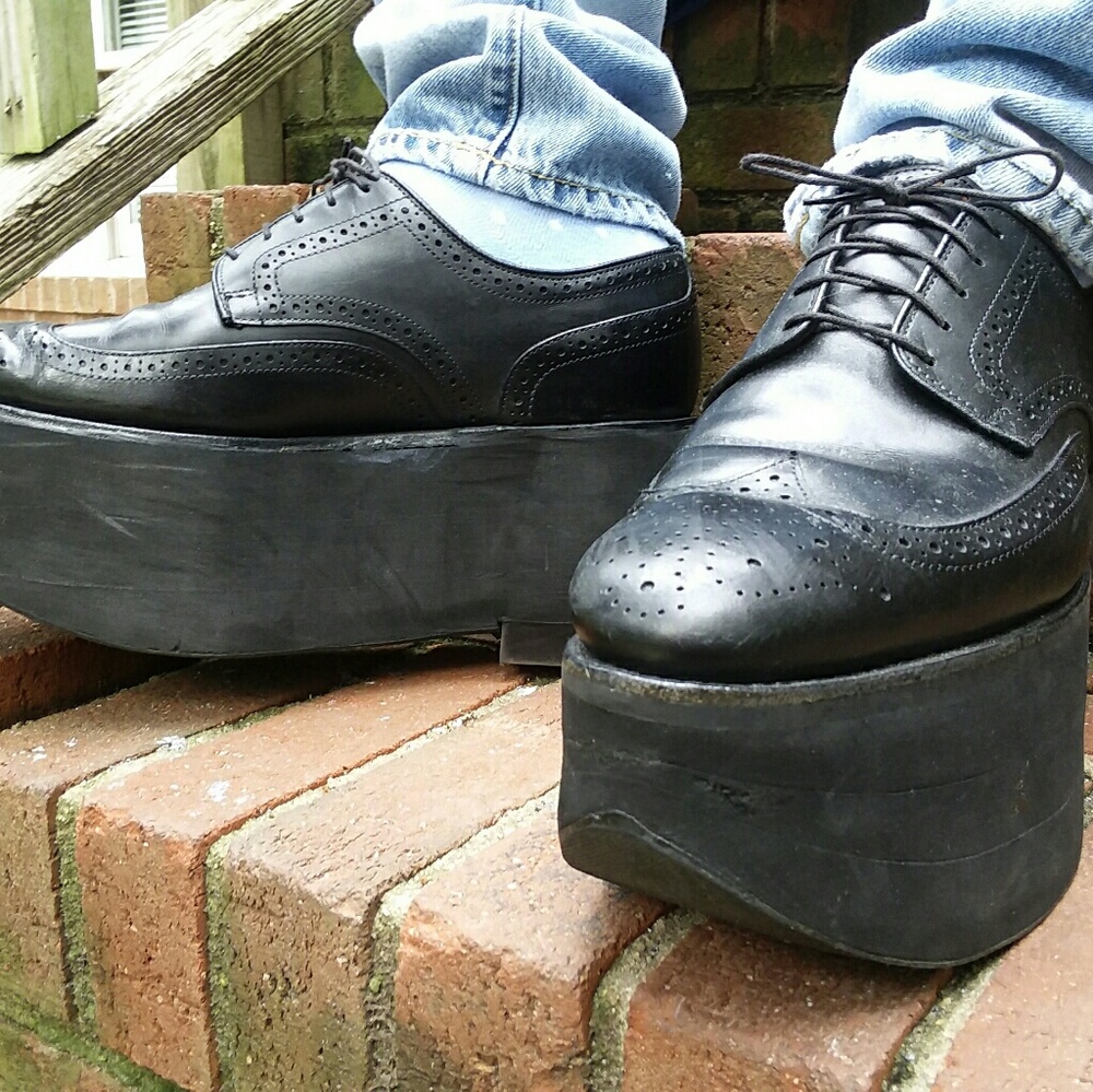 Allen Edmonds platform men's wingtips